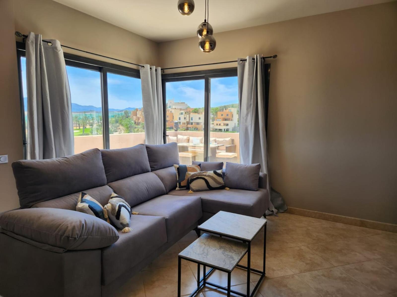 Atico Esquinero Con Preciosas Vistas Al Valle Del Este Golf Con Piscina Comunitaria! ベラ エクステリア 写真