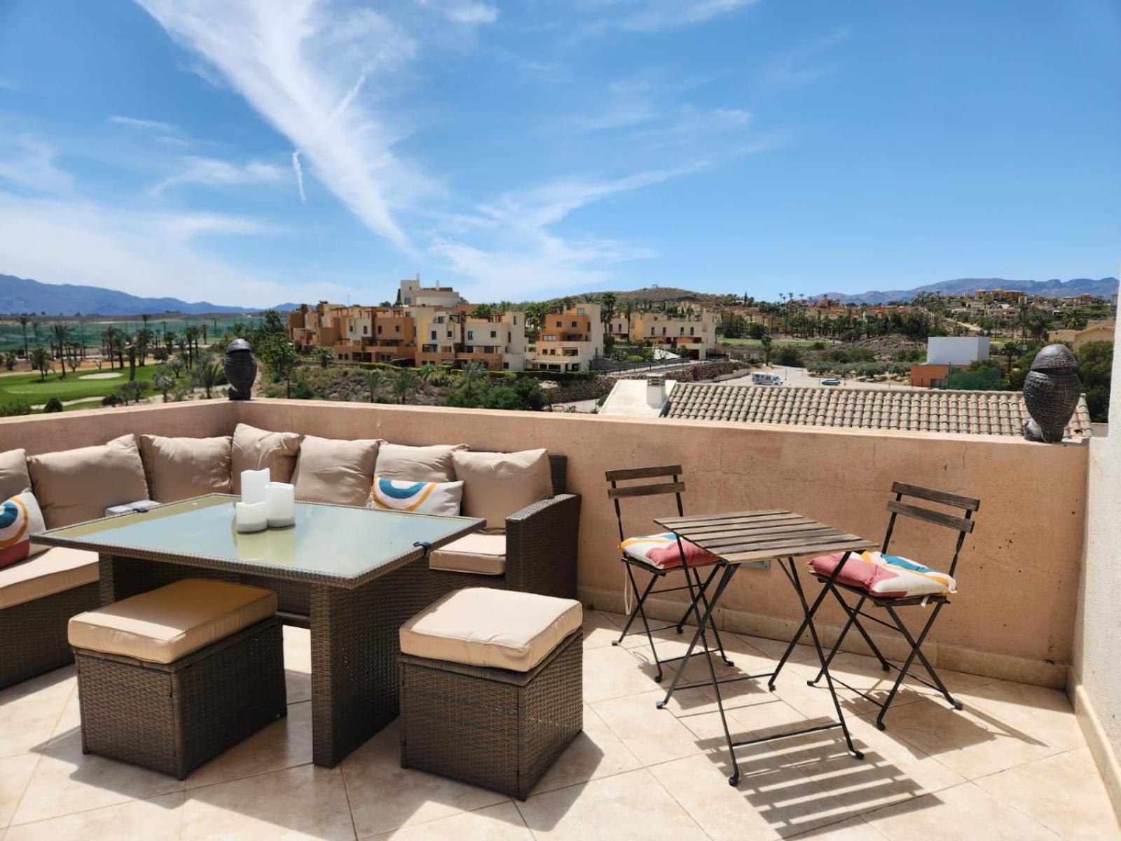 Atico Esquinero Con Preciosas Vistas Al Valle Del Este Golf Con Piscina Comunitaria! ベラ エクステリア 写真