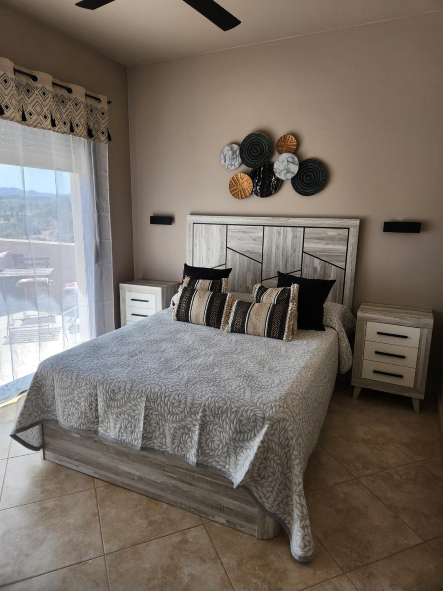 Atico Esquinero Con Preciosas Vistas Al Valle Del Este Golf Con Piscina Comunitaria! ベラ エクステリア 写真